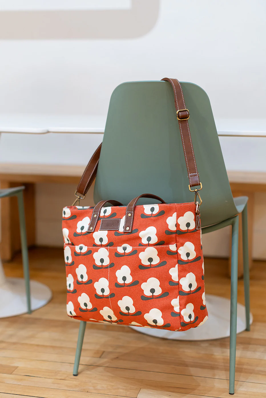Essential Tote - Enid - Image 5