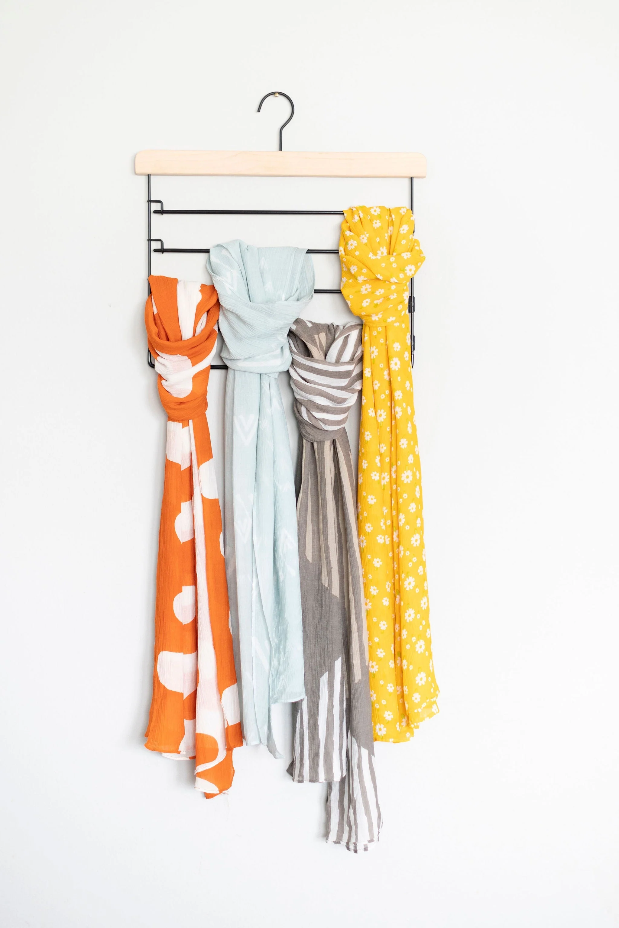 Scarf - Flores Red and Blue - Image 5